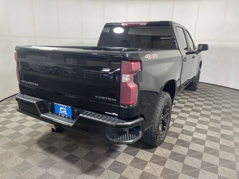 Used 2020 Chevrolet Silverado 1500 Custom w/ Custom 2.7L Value Package image 7
