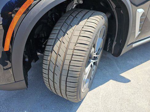 New 2026 BMW X5 sDrive40i image 35