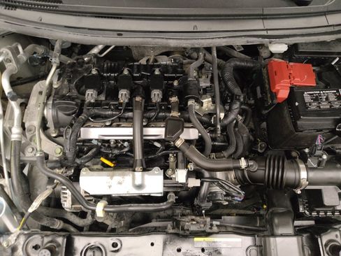Used 2025 Nissan Versa SV FWD image 30