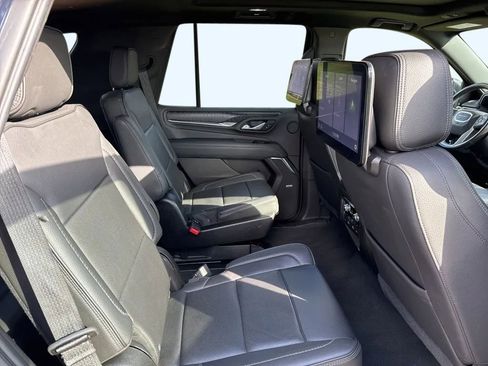 Used 2021 GMC Yukon Denali w/ Denali Ultimate Package image 32