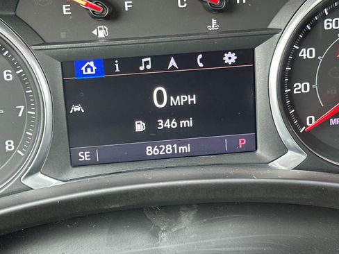 Used 2021 GMC Terrain SLT w/ LPO, Floor Liner Package AWD/4WD image 8