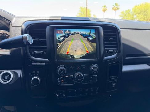 Used 2018 RAM 2500 Laramie w/ Sport Appearance Group AWD/4WD image 28