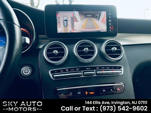 Used 2021 Mercedes-Benz GLC 300 4MATIC image 19