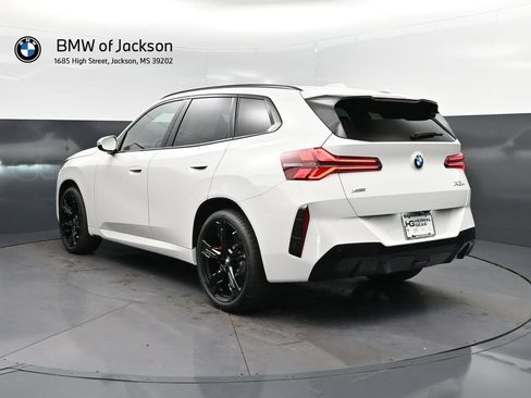 New 2026 BMW X3 xDrive30i w/ Premium Package AWD/4WD image 5