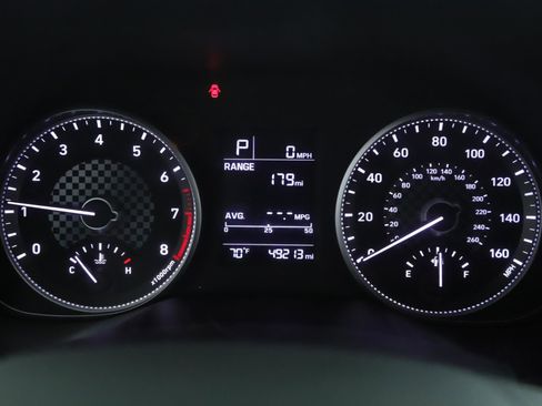 Used 2019 Hyundai Elantra SE w/ Cargo Package FWD image 10