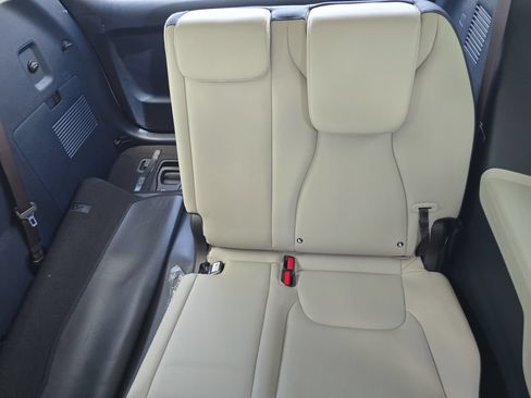 New 2026 Kia Carnival EX FWD image 18