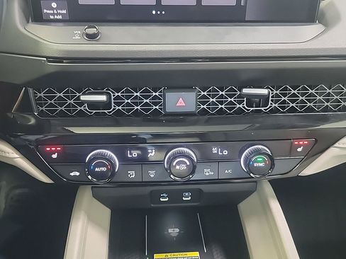 Used 2025 Honda Accord EX-L image 31