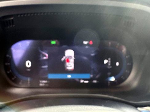 Certified 2025 Volvo XC60 B5 Plus image 26