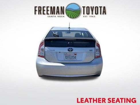 Used 2013 Toyota Prius Five FWD image 3