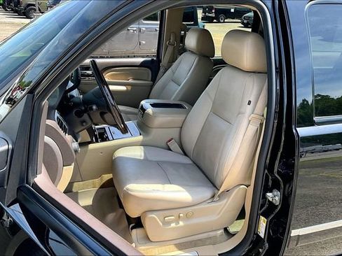 Used 2014 GMC Yukon XL Denali image 18