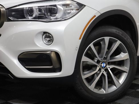 Used 2019 BMW X6 xDrive35i w/ Premium Package image 3