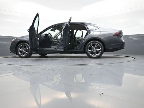 Certified 2023 Honda Accord EX image 47