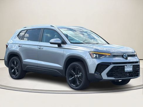 New 2026 Volkswagen Taos SEL AWD/4WD image 1