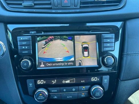 Used 2020 Nissan Rogue SL AWD/4WD image 31