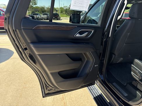 Used 2022 Chevrolet Tahoe High Country w/ Max Trailering Package AWD/4WD image 13