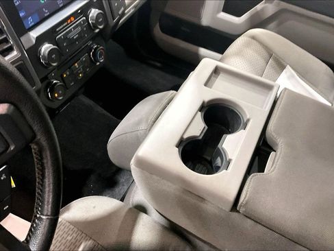 Used 2016 Ford F150 XLT w/ Equipment Group 302A Luxury image 13