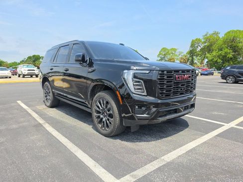 Used 2025 GMC Yukon Denali w/ Denali Reserve Package AWD/4WD image 4