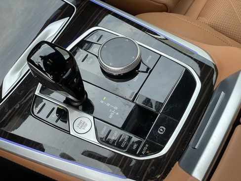 Used 2023 BMW X5 xDrive40i w/ M Sport Package image 21