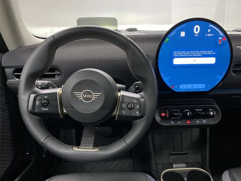 Certified 2025 MINI Cooper S image 31