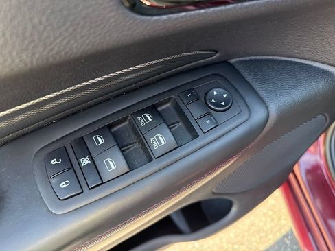 Used 2022 Dodge Durango R/T w/ Blacktop Package AWD/4WD image 19