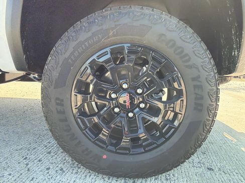 New 2026 GMC Canyon Elevation image 15