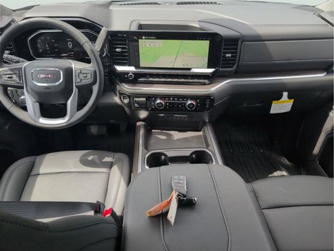 New 2026 GMC Sierra 3500 SLT w/ SLT Premium Package AWD/4WD image 8