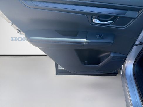 Used 2023 Honda CR-V LX image 25