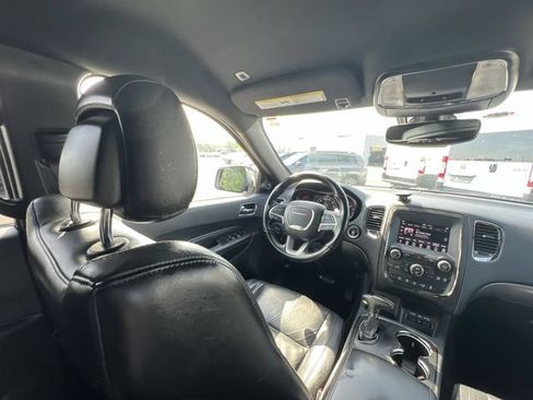 Used 2019 Dodge Durango GT w/ Blacktop Package AWD/4WD image 17
