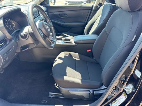 Used 2024 Nissan Sentra S FWD image 9