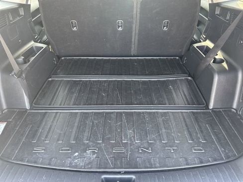 Used 2021 Kia Sorento S AWD/4WD image 18