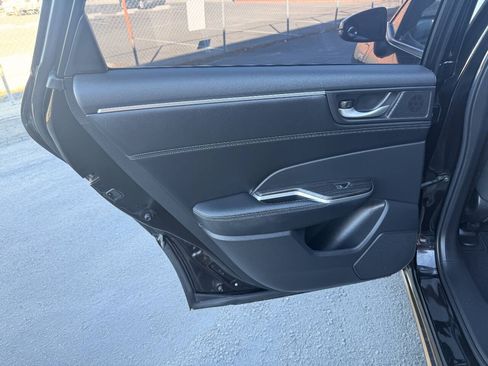 Used 2019 Honda Clarity Plug-In Hybrid image 28