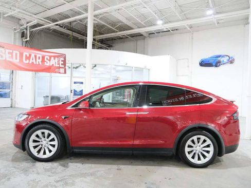 Used 2018 Tesla Model X 100D AWD/4WD image 6
