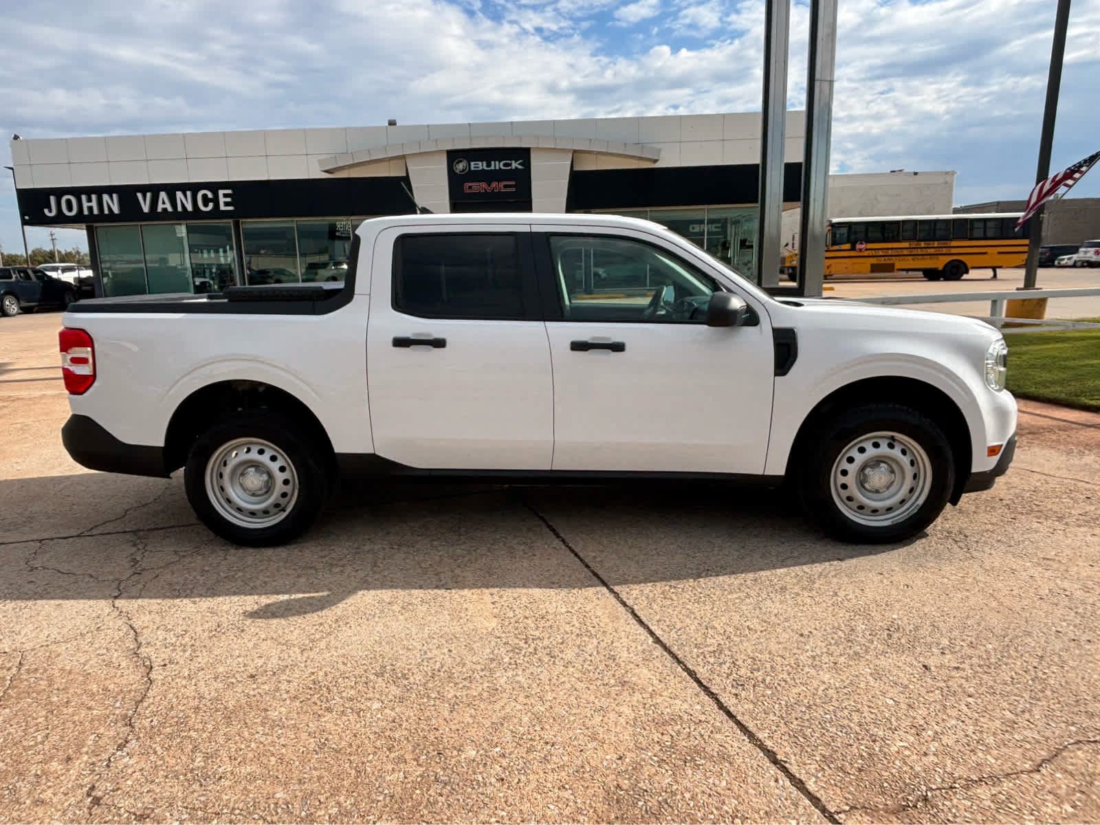 Used 2022 Ford Maverick XL w/ Equipment Group 100A Standard AWD/4WD image 8