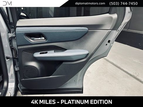 Used 2025 Nissan Ariya Platinum AWD/4WD image 29