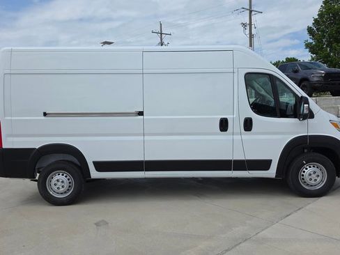 New 2026 RAM ProMaster 2500 FWD image 6