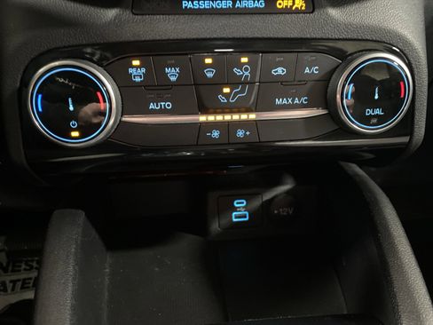 Used 2022 Ford Escape SE w/ Convenience Package image 26