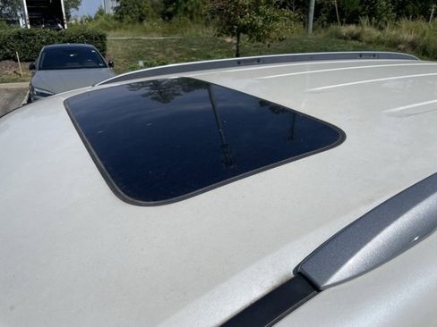 Used 2016 Honda Pilot Touring image 6