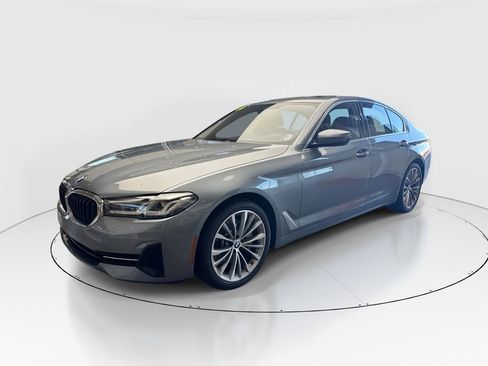 Used 2021 BMW 530i xDrive w/ Premium Package image 1