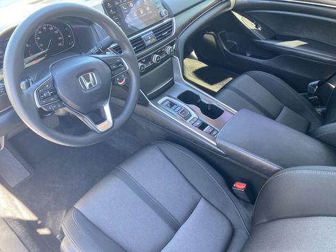 Used 2021 Honda Accord EX image 14