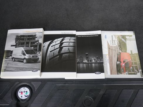 Used 2015 Ford Transit 350 XLT image 19