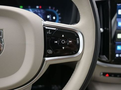 Used 2023 Volvo S60 B5 Ultimate w/ Climate Package image 24