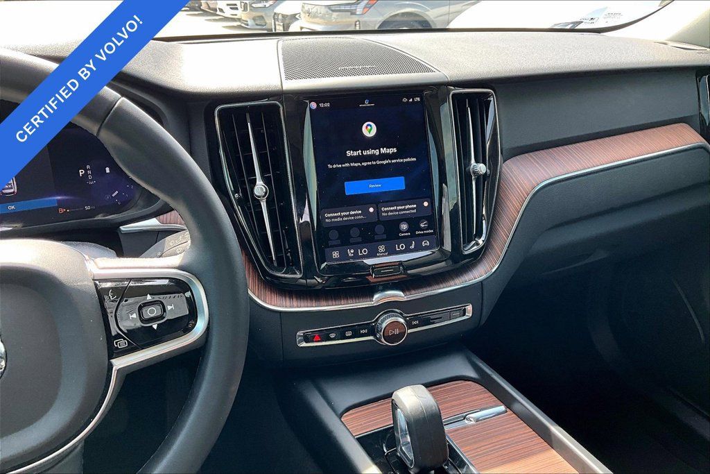 Certified 2024 Volvo XC60 B5 Plus w/ Climate Package AWD/4WD image 7