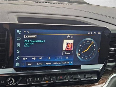 Used 2025 Chevrolet Silverado 2500 LT w/ Texas Edition image 12