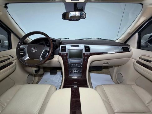 Used 2008 Cadillac Escalade EXT AWD/4WD image 21