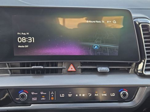 Certified 2025 Kia Sportage SX Prestige AWD/4WD image 15