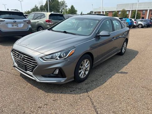 Used 2019 Hyundai Sonata SE FWD image 1