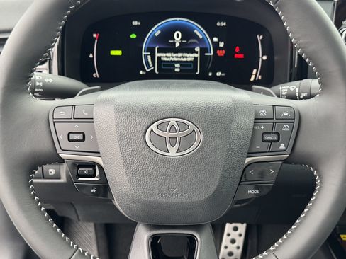 New 2026 Toyota Camry SE FWD image 21