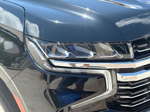 Used 2022 Chevrolet Tahoe LT w/ Luxury Package RWD image 32