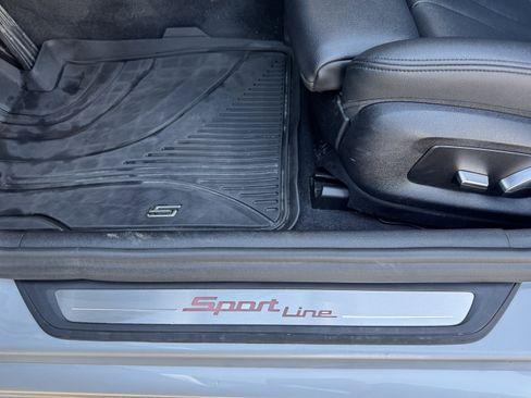 Used 2019 BMW 530i w/ Convenience Package image 19