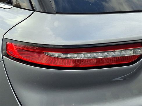 Used 2021 Lincoln Corsair w/ Equipment Group 101A image 10